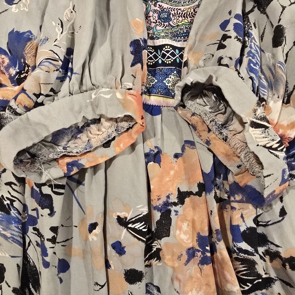 Umgee Floral Boho Baby Doll Dress V Neck Mini Balloon 3/4 Sleeves Size Small. - Picture 5 of 10